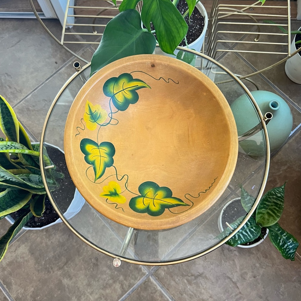 Vintage Hand Painted Wood Bowl Green Ivy Leave Round Boho 70s Home Decor Accents